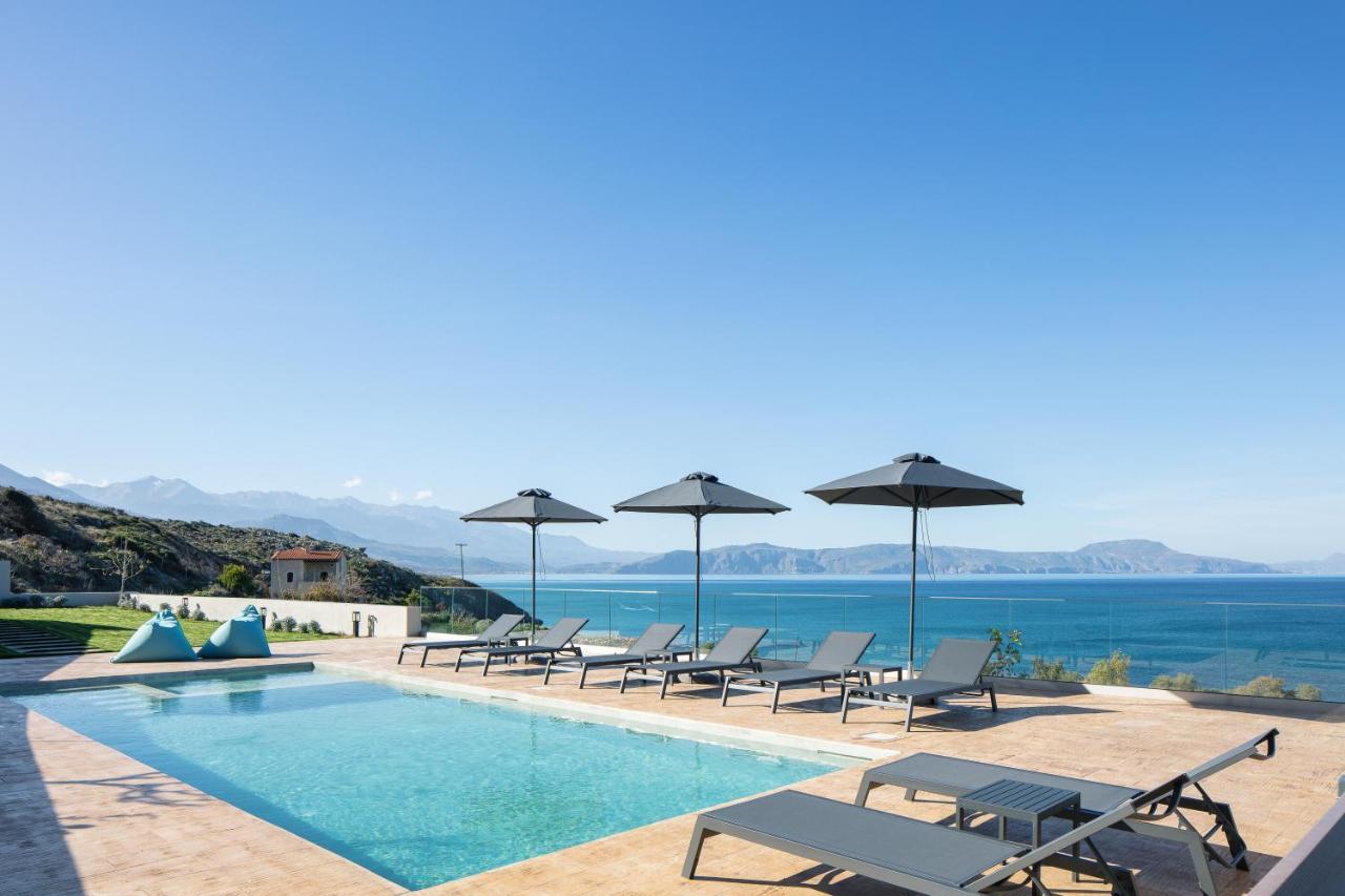 Pietra Di Mare Aparthotel Petres  Exterior photo